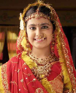 'Balika Vadhu'fame Avika has a long way to go, star predicts